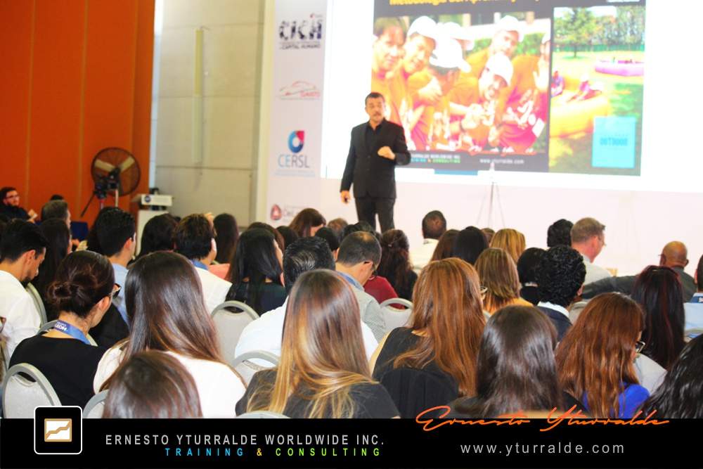 Ernesto Yturralde, Speaker: Storytelling, Charlas y Conferencias para Convenciones, Kickoffs y Congresos